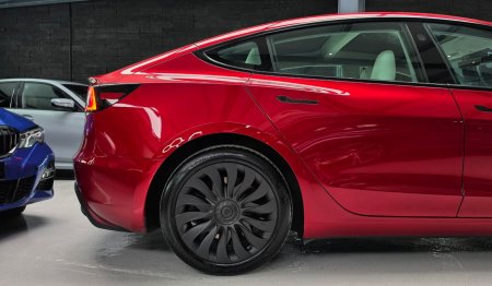 2024 Tesla Model 3 - photo 5