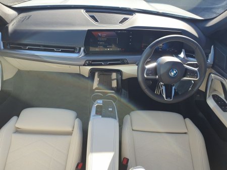 2026 BMW iX1 - photo 4