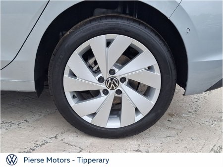 2026 Volkswagen Golf - photo 8