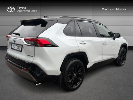2024 Toyota RAV4 - photo 2
