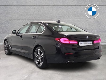 2021 BMW 5-Series - photo 2