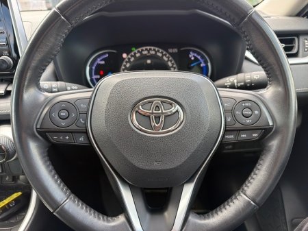 2021 Toyota RAV4 - photo 15