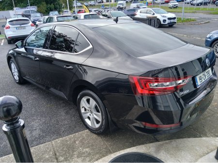 2019 Skoda Superb - photo 3