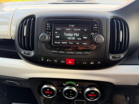 2017 Fiat 500L - photo 14
