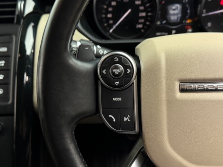 2017 Land Rover Discovery - photo 17