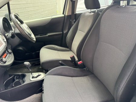 2013 Toyota Yaris - photo 8