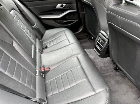 2020 BMW 3-Series - photo 12