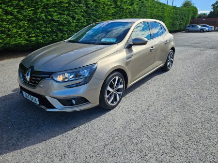 2017 Renault Megane - photo 2