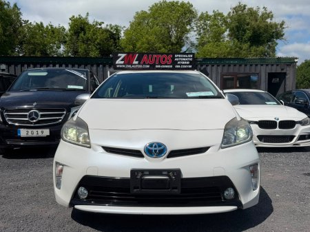 2014 Toyota Prius - photo 3