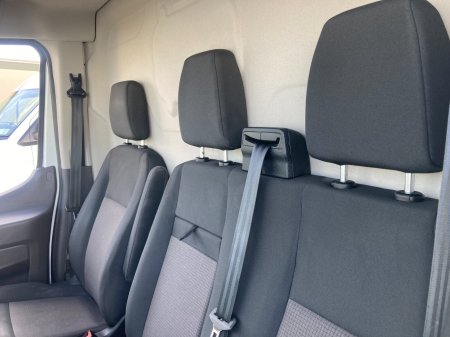 2022 Ford Transit - photo 11