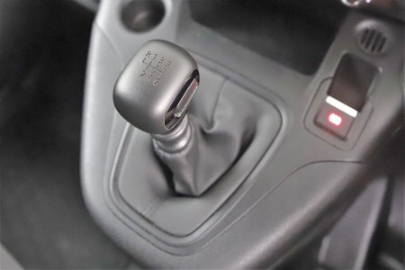 2022 Peugeot Partner - photo 19