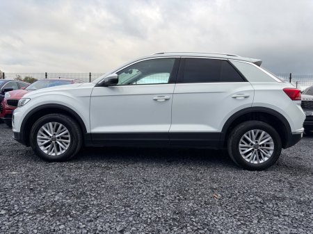 2021 Volkswagen T-Roc - photo 3