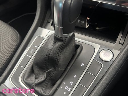 2019 Volkswagen Golf - photo 18