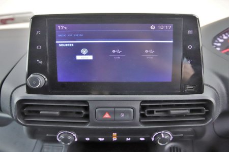 2022 Peugeot Partner - photo 19
