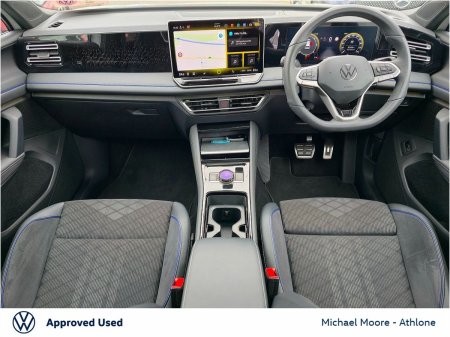 2025 Volkswagen Tiguan - photo 2