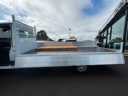 2026 Nissan Interstar - photo 5