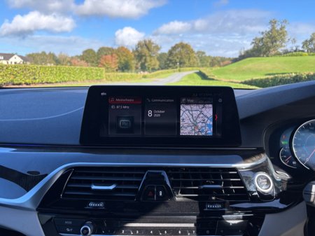 2017 BMW 5-Series - photo 16