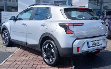 2026 Kia Stonic - photo 4
