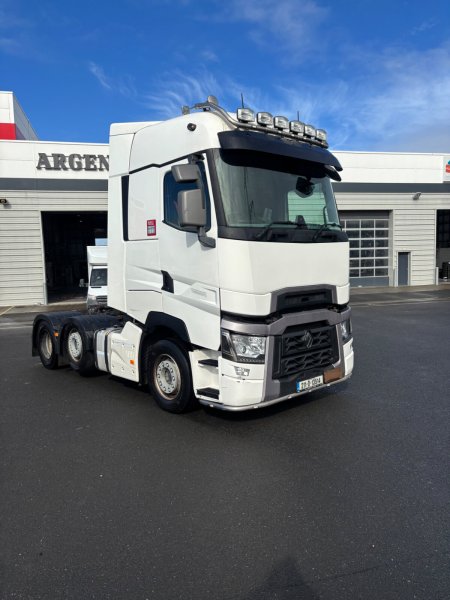 2021 Renault T520