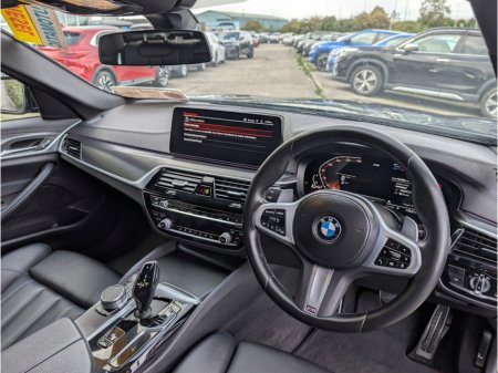 2023 BMW 5-Series - photo 14