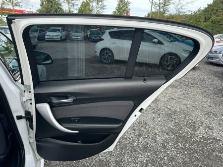 2016 BMW 1-Series - photo 12