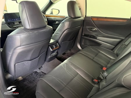 2021 Lexus ES - photo 16