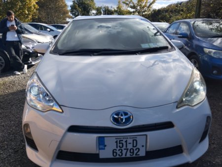 2015 Toyota Aqua - photo 14