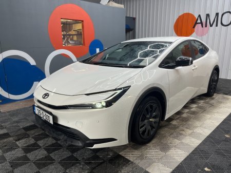 2025 Toyota Prius - photo 6
