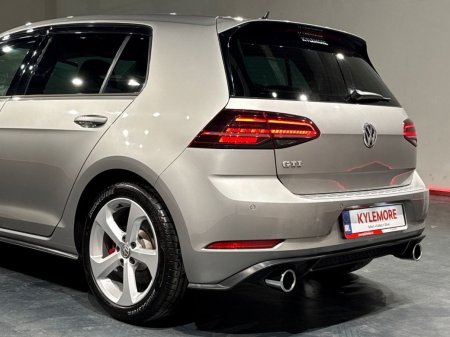 2018 Volkswagen Golf - photo 14