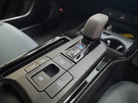 2024 Toyota Prius - photo 10