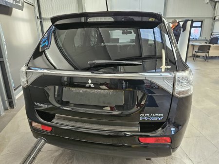 2015 Mitsubishi Outlander - photo 6