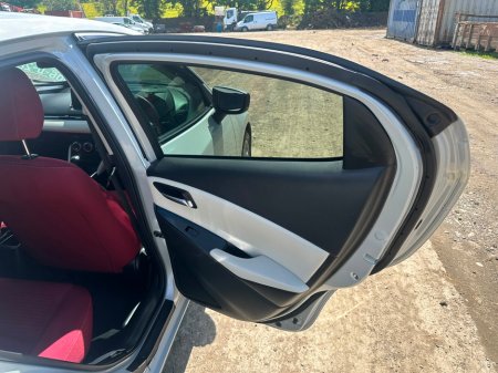 2018 Mazda Demio - photo 11