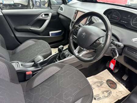 2017 Peugeot 2008 - photo 19