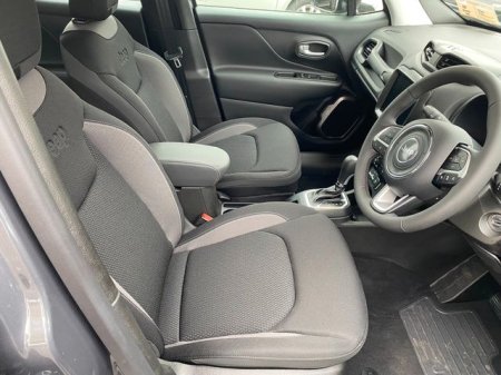 2024 Jeep Renegade - photo 16