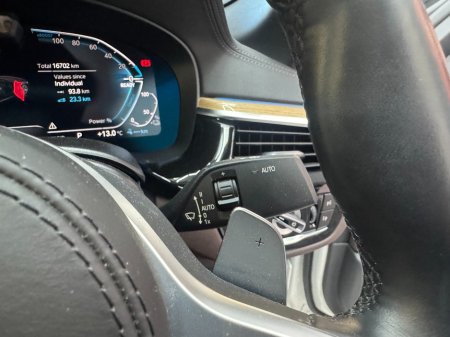 2021 BMW 5-Series - photo 15