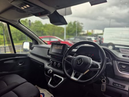 2022 Renault Trafic - photo 10