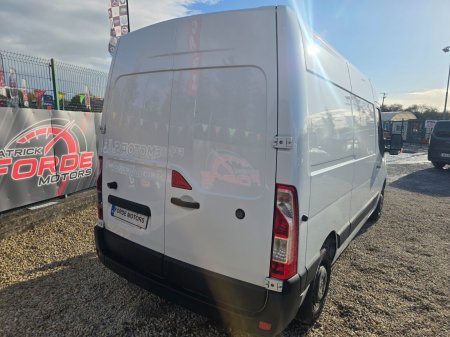 2021 Nissan NV400 - photo 4