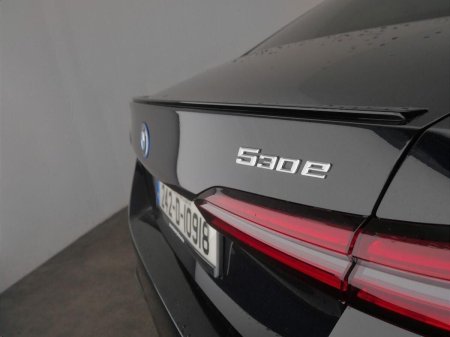 2024 BMW 5-Series - photo 25