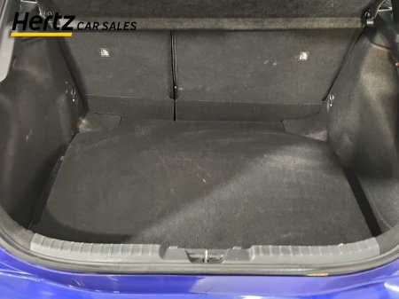 2023 Toyota Corolla - photo 18