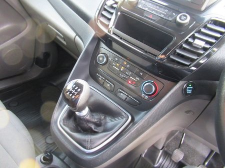 2021 Ford Transit Connect - photo 6
