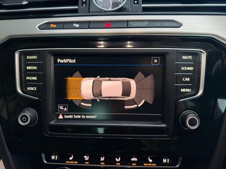2017 Volkswagen Passat - photo 15