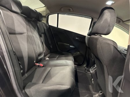 2019 Honda Grace - photo 11
