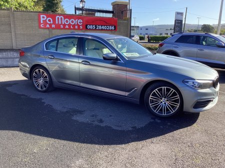 2017 BMW 5-Series - photo 2