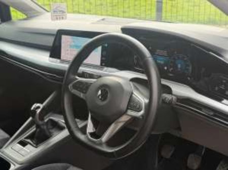 2021 Volkswagen Golf - photo 23