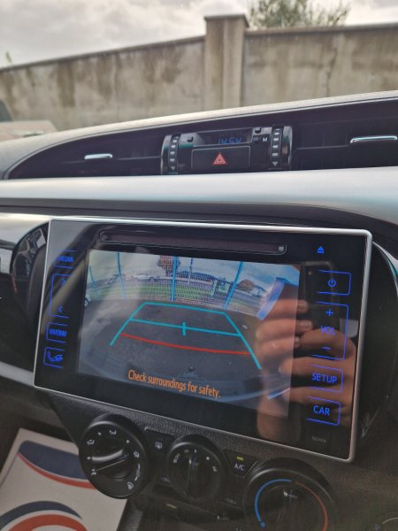 2017 Toyota Hilux - photo 23