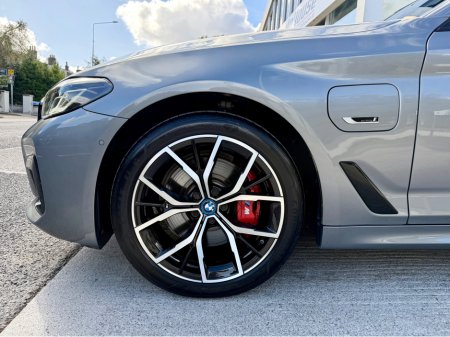 2023 BMW 5-Series - photo 13