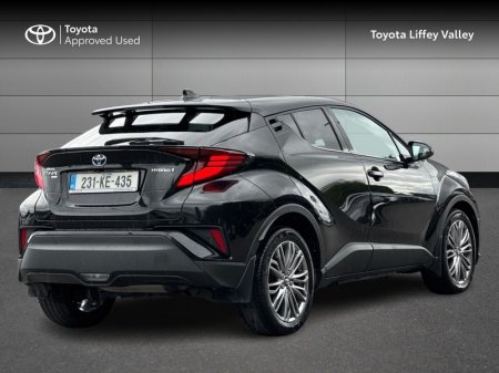 2023 Toyota C-HR - photo 2