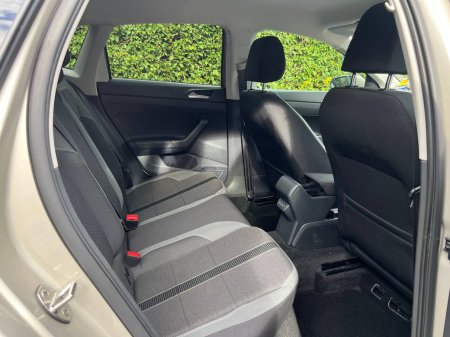 2019 Volkswagen Polo - photo 8