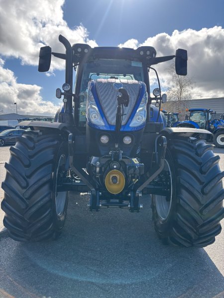 0 New Holland T7.225 - photo 2