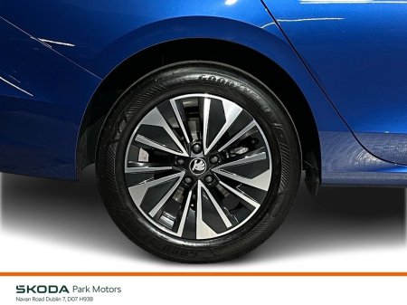 2026 Skoda Superb - photo 9